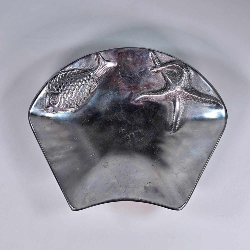 IHI India Cast Aluminum Nautical Serving Bowl Fish Starfish Silver Tone Tray